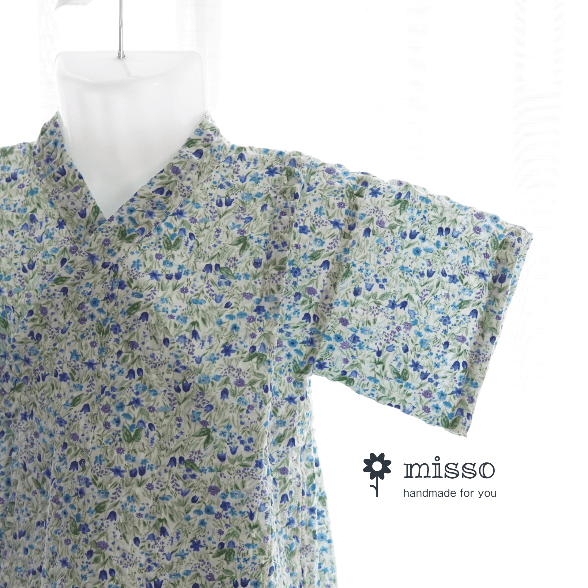 暑い夏でもさらりと気持ちいいリップル素材のこだわりベビー甚平〇チューリップ・ブルー1枚目の画像