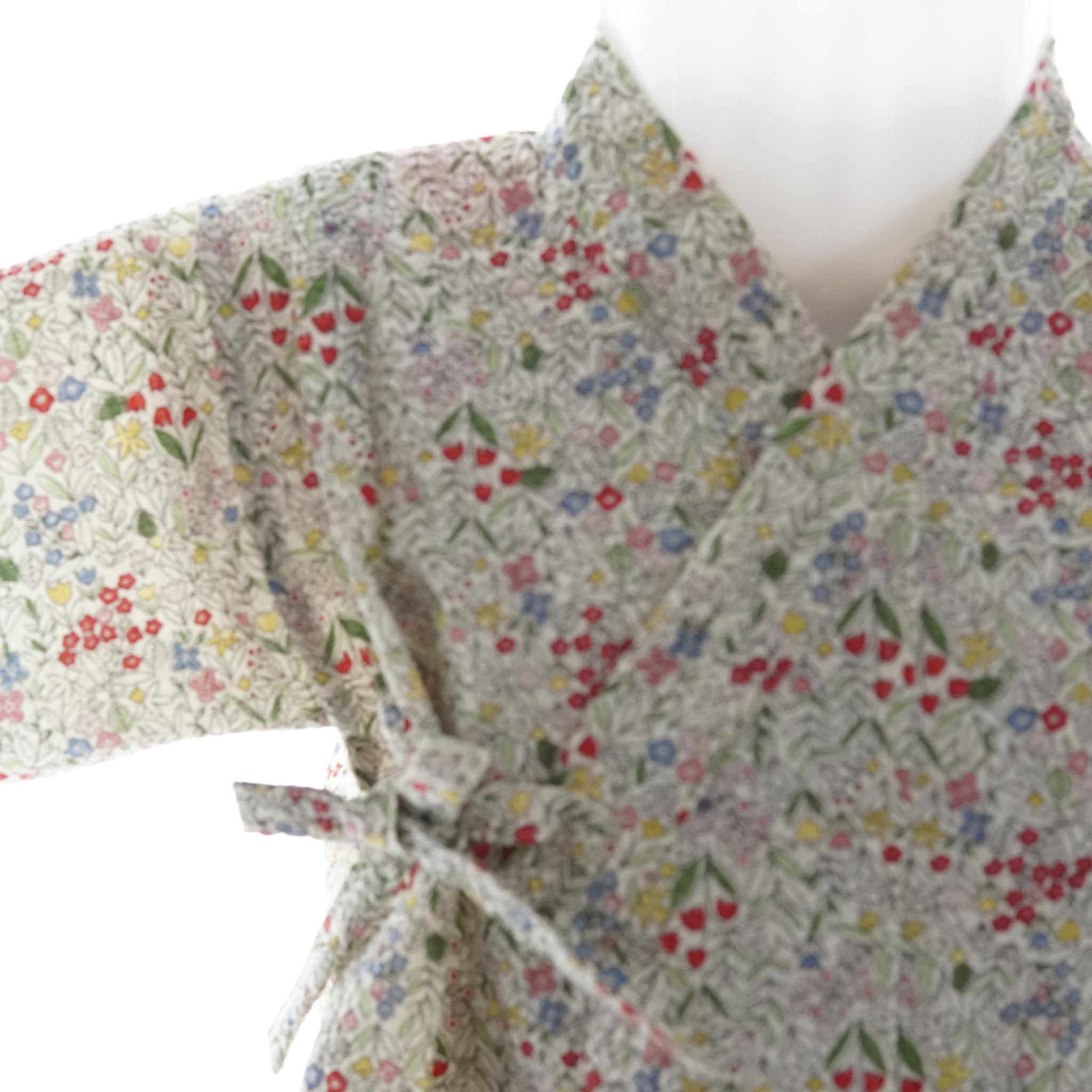 暑い夏でもさらりと気持ちいいリップル素材のこだわりベビー甚平〇小花・シロ | 4枚目