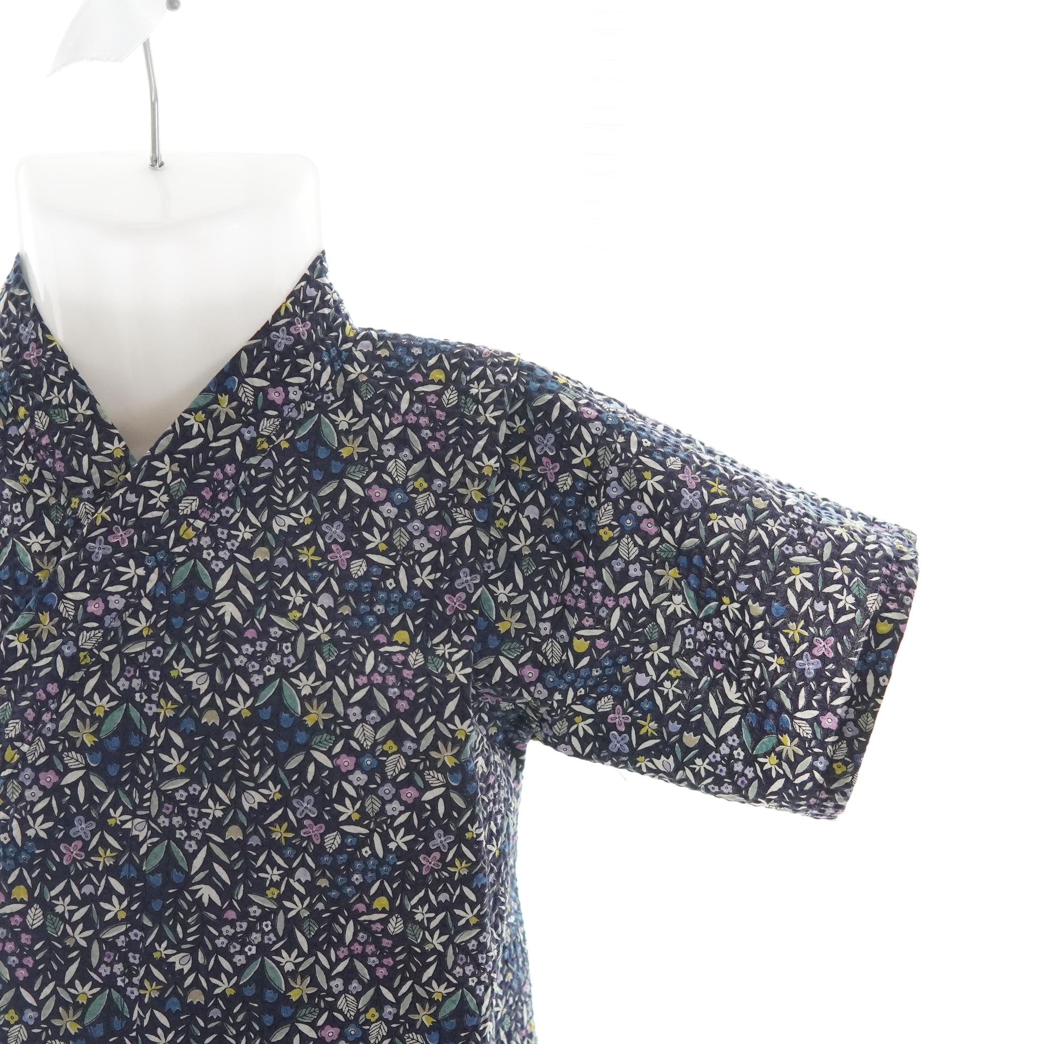 暑い夏でもさらりと気持ちいいリップル素材のこだわりベビー甚平〇小花・ネイビー | 3枚目